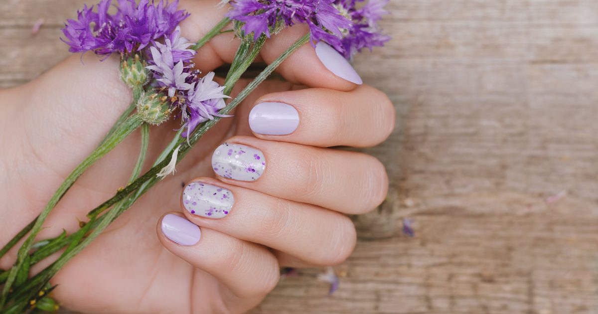 ネイリスト技能検定試験2級 アートテーマの出題傾向ときれいに仕上げるコツ アガルートアカデミー